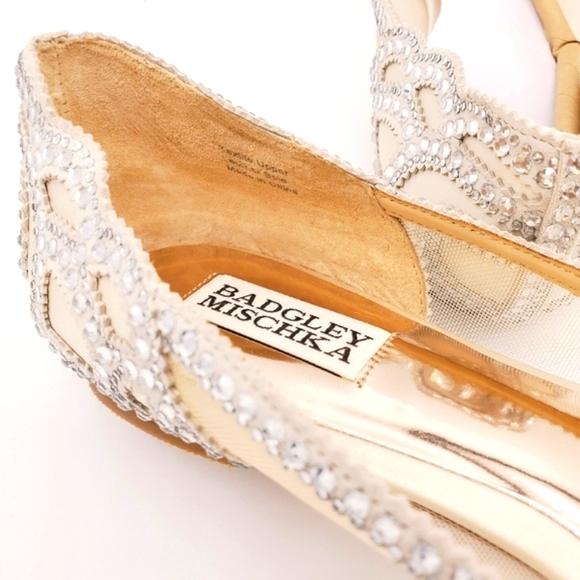 Badgley Mischka Gigi flats NWOB - Picture 9 of 15